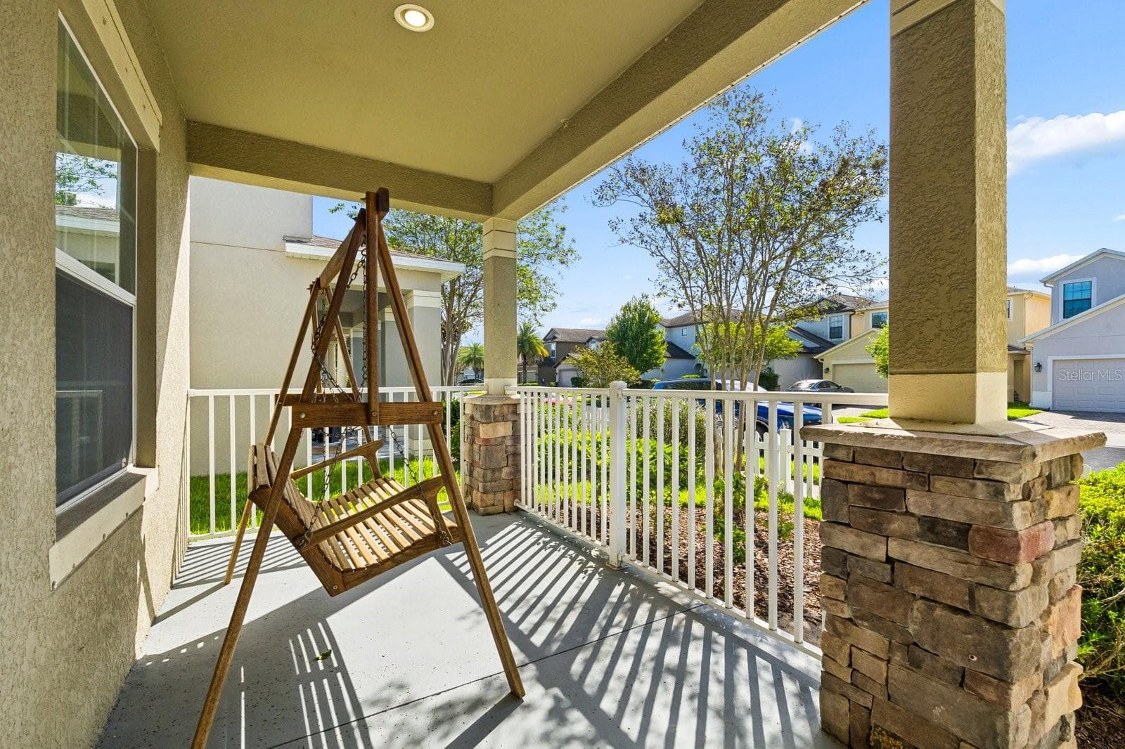 Single Family Residence at 1607 ACADIA HARBOR PL, BRANDON, photo 10 of 83