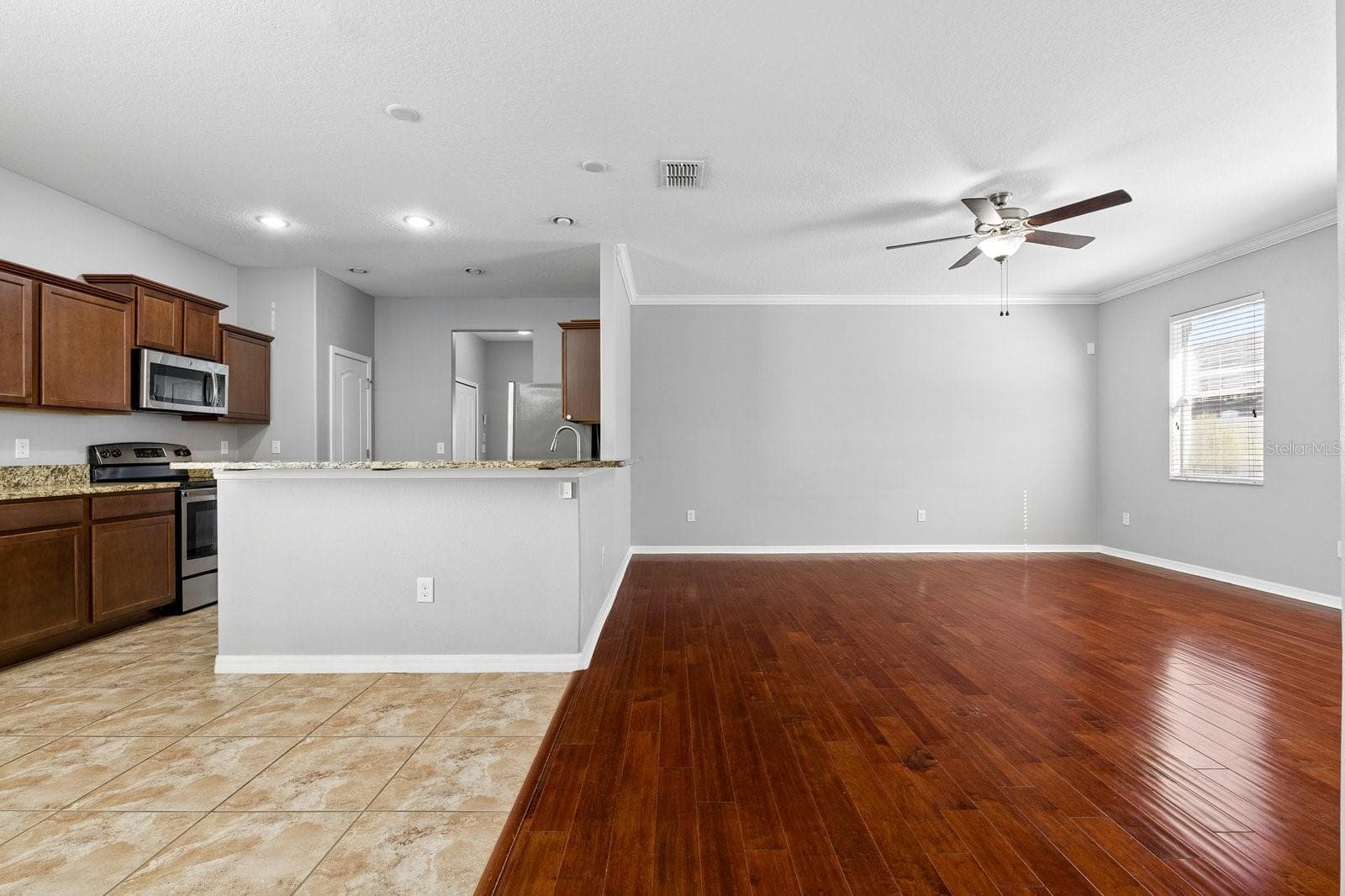 Single Family Residence at 1607 ACADIA HARBOR PL, BRANDON, photo 52 of 83