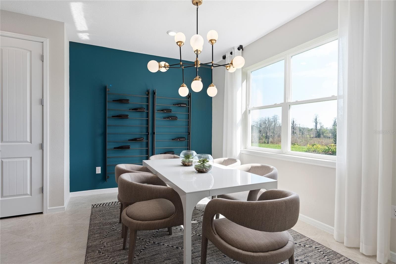 Model Home Design Only. Pictures and furnishings are for illustrative purposes only. Elevations, colors and options may vary. Furniture is for model home staging only. - 2514 SERENITY GARDEN DRIVE, KISSIMMEE