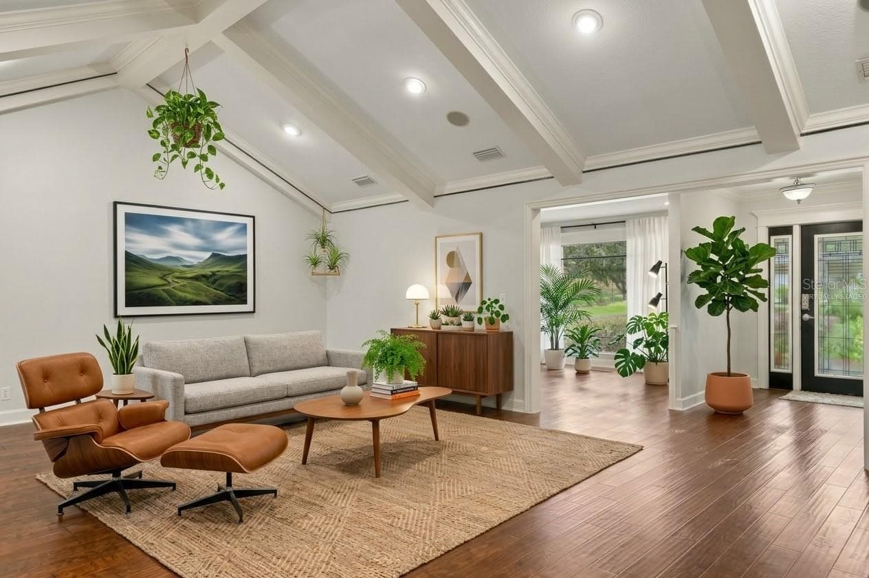 virtually staged - 828 BROOKWOOD DR, LAKELAND