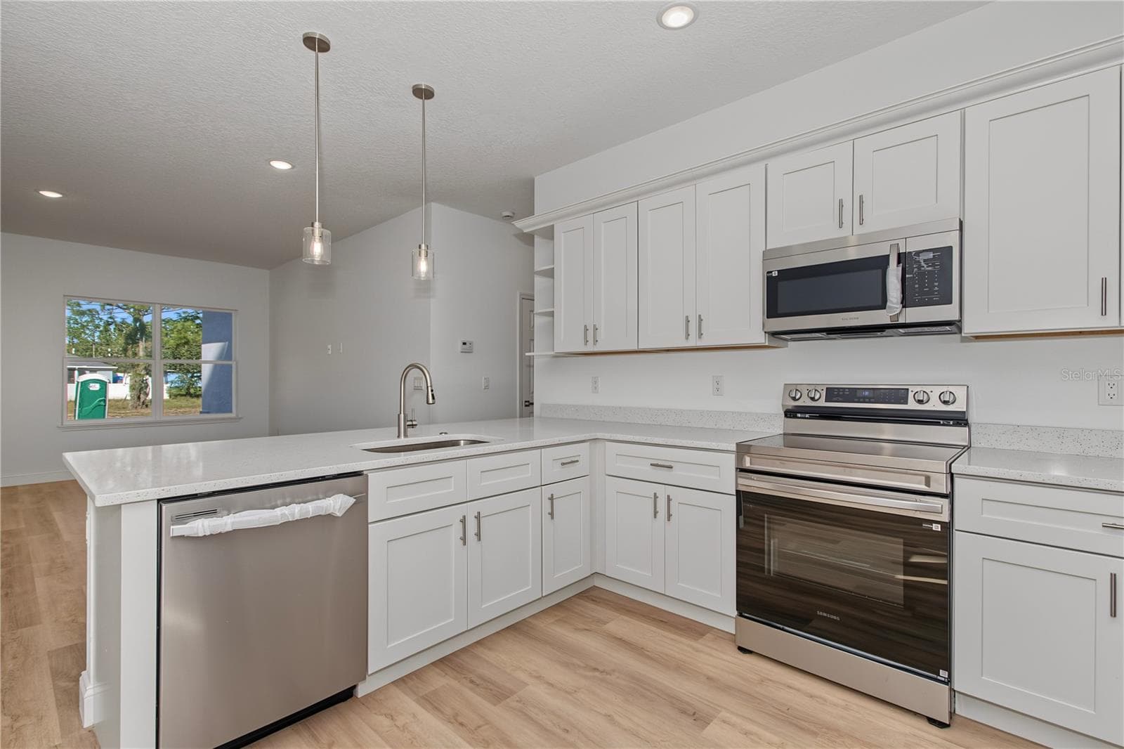 Single Family Residence at 9720 N CALLA LILY DR, CITRUS SPRINGS, photo 13 of 32