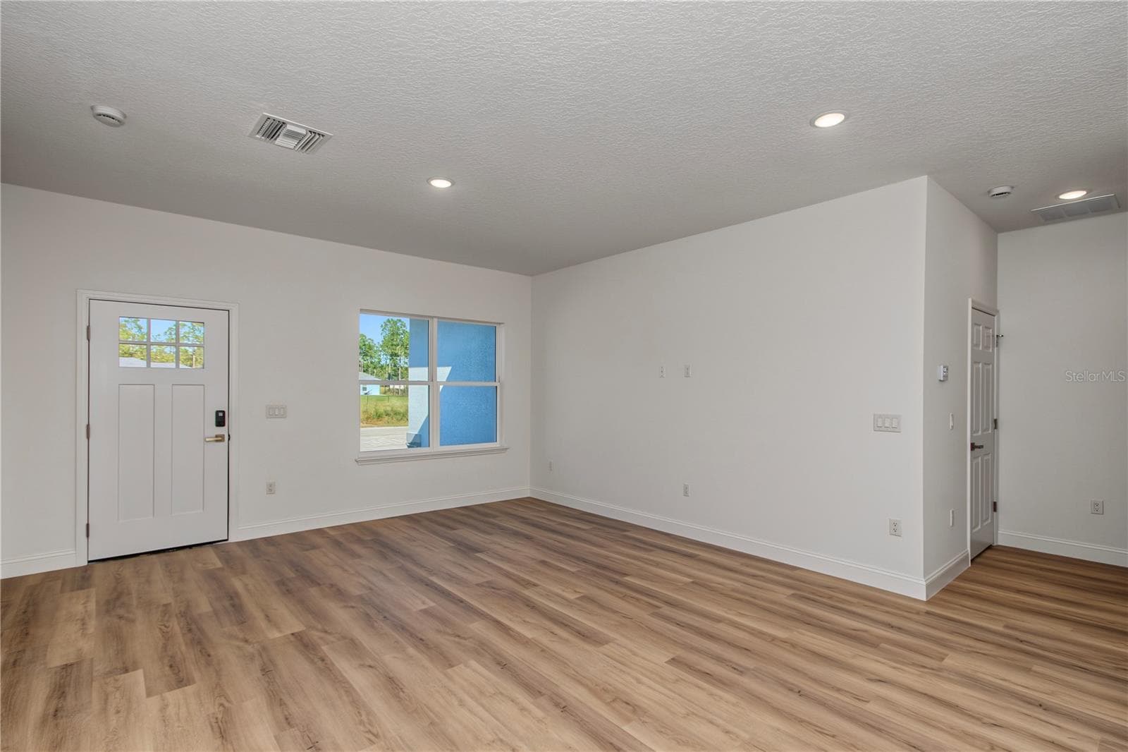 Single Family Residence at 9720 N CALLA LILY DR, CITRUS SPRINGS, photo 15 of 32