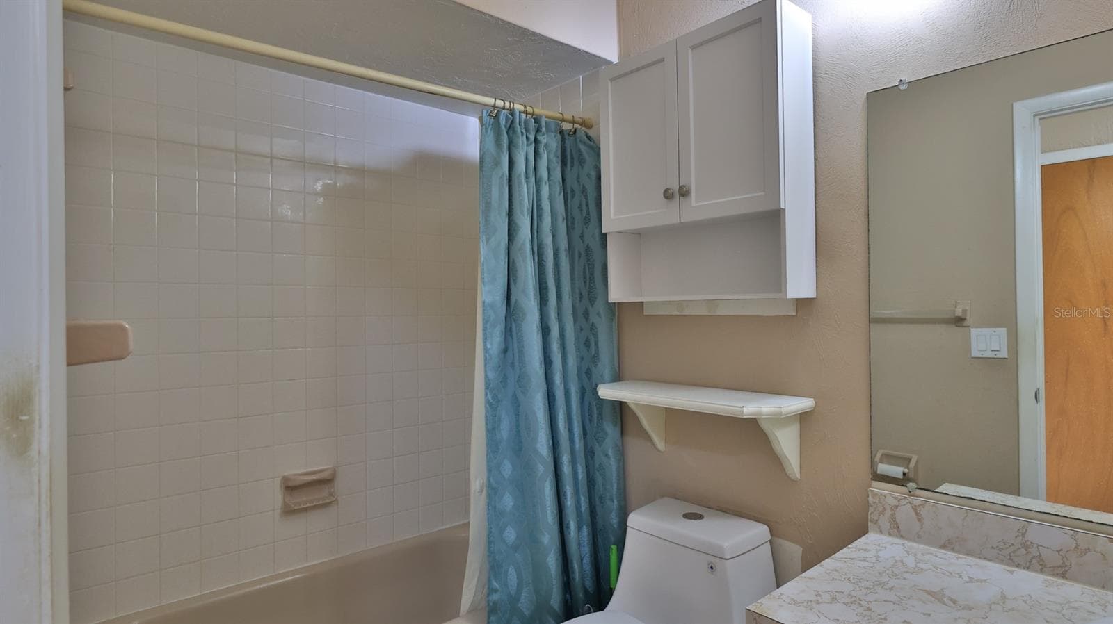 Single Family Residence at 2408 JUNIPER DR, EDGEWATER, photo 11 of 31