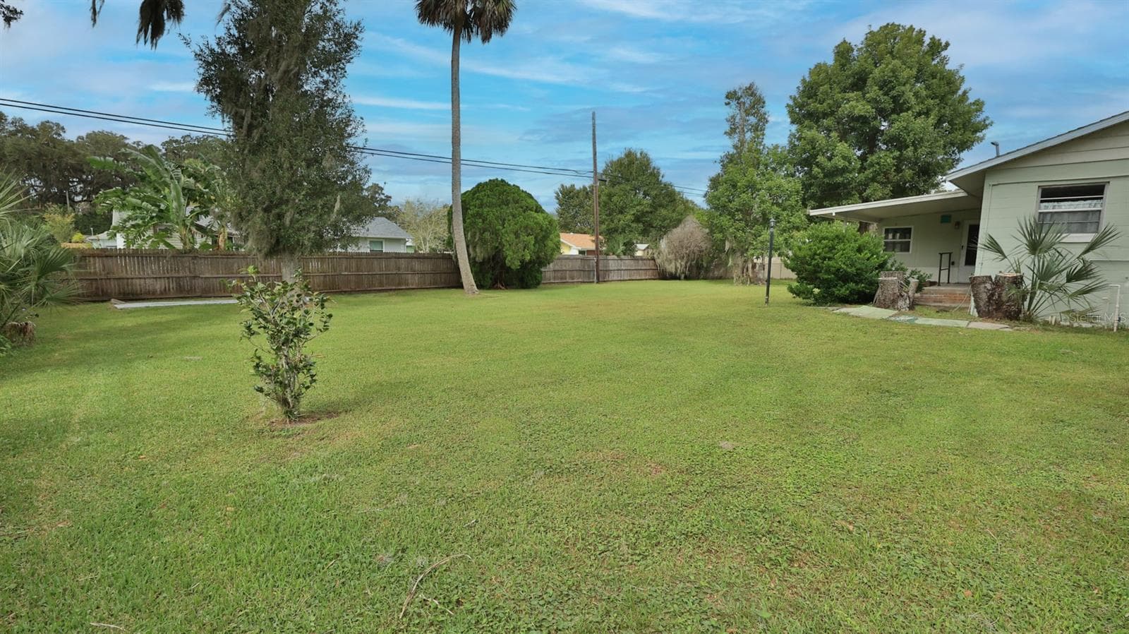 Single Family Residence at 2408 JUNIPER DR, EDGEWATER, photo 25 of 31