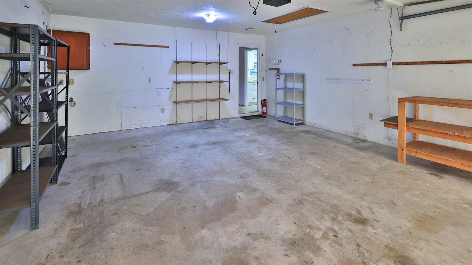 Single Family Residence at 2408 JUNIPER DR, EDGEWATER, photo 30 of 31