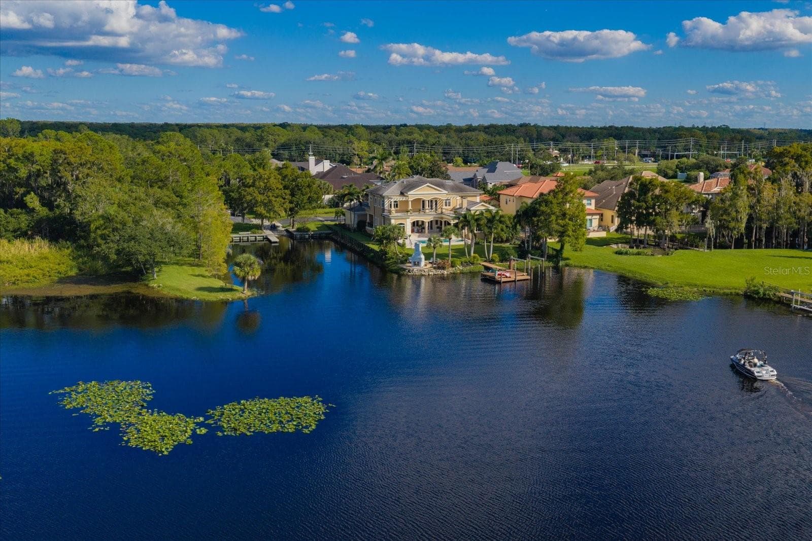 Doesn't get much better than this! - 2056 COVE TRCE, PALM HARBOR