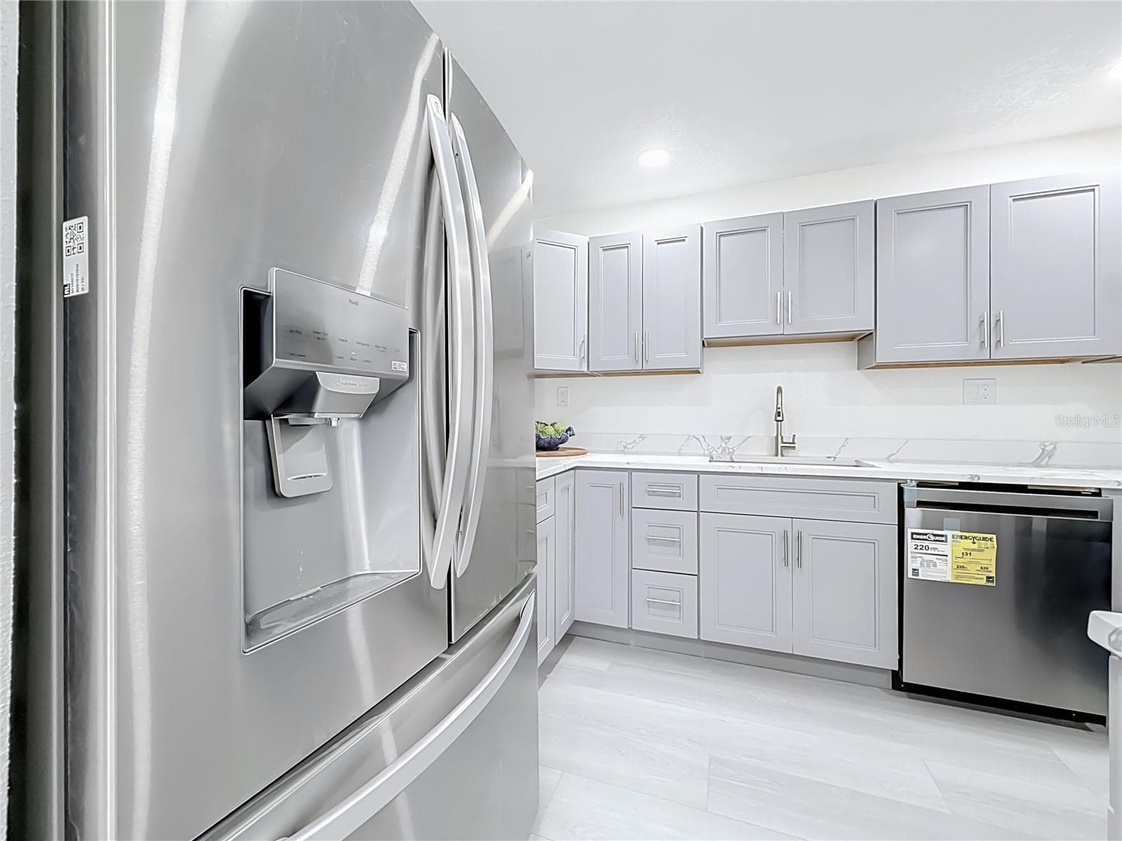 Single Family Residence at 5164 JASMINE CIR, ST PETERSBURG, photo 11 of 29
