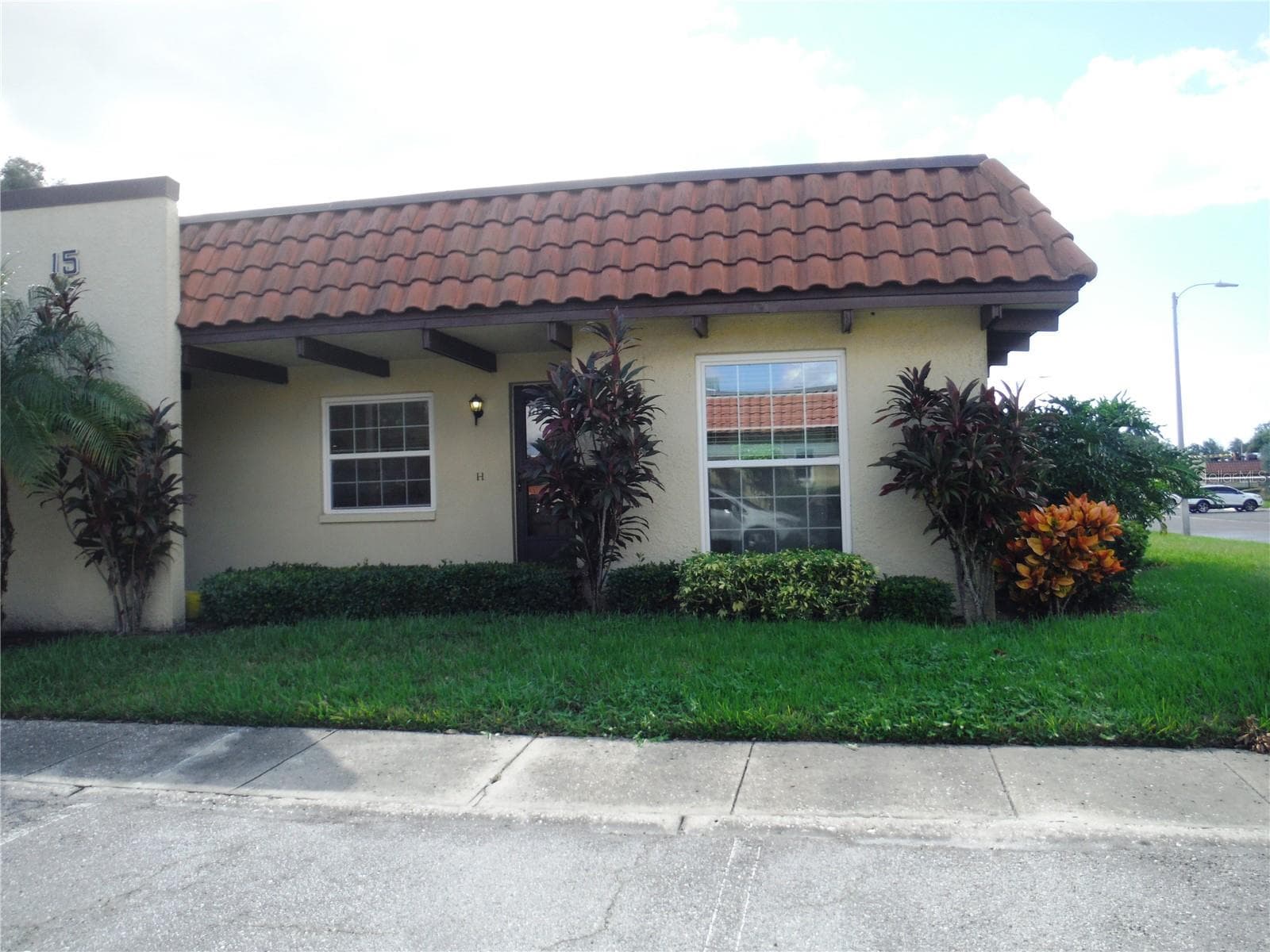 1701 PINEHURST RD #15H