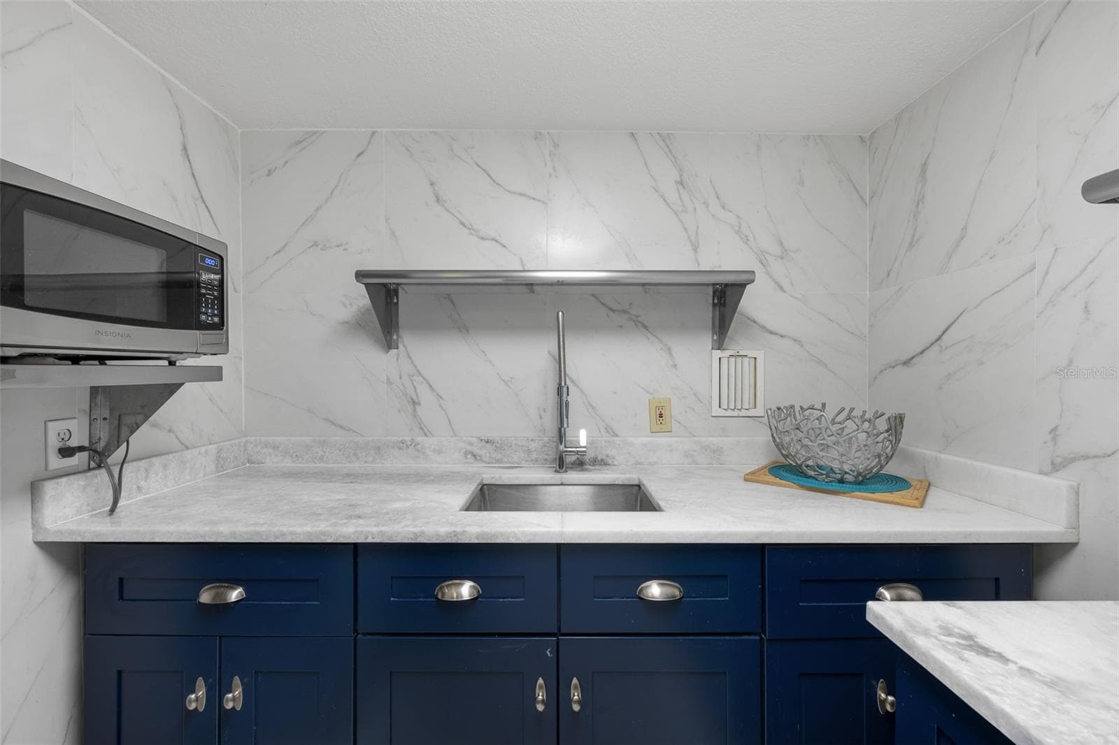 Condominium at 880 MANDALAY AVE #N210, CLEARWATER, photo 8 of 35