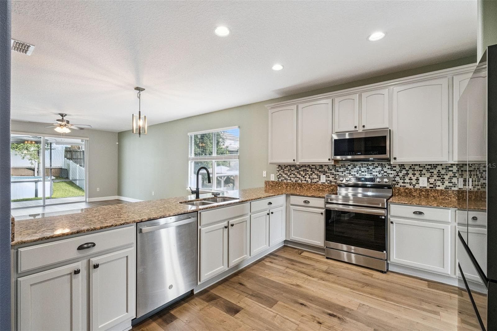 Single Family Residence at 30132 SANDBUNKER LN, SORRENTO, photo 2 of 51