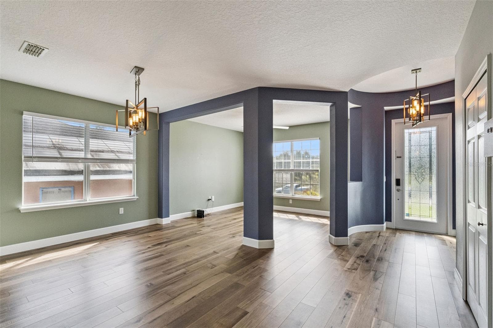 Single Family Residence at 30132 SANDBUNKER LN, SORRENTO, photo 5 of 51