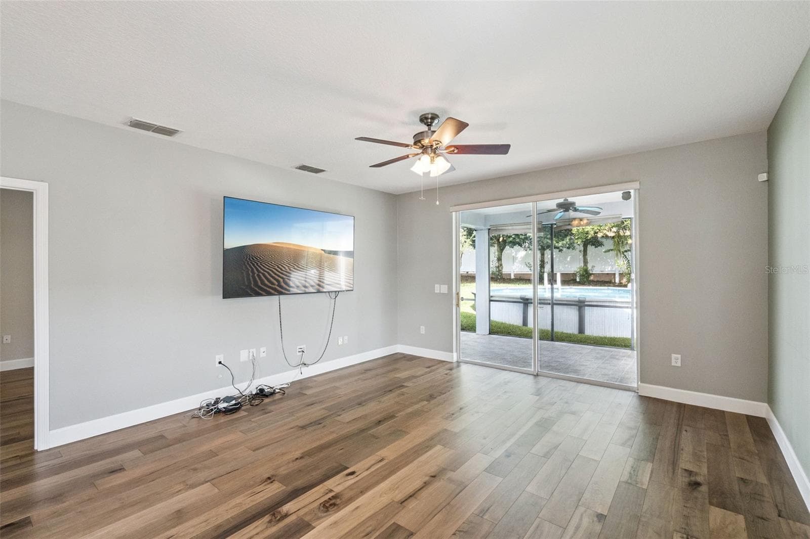 Single Family Residence at 30132 SANDBUNKER LN, SORRENTO, photo 14 of 51