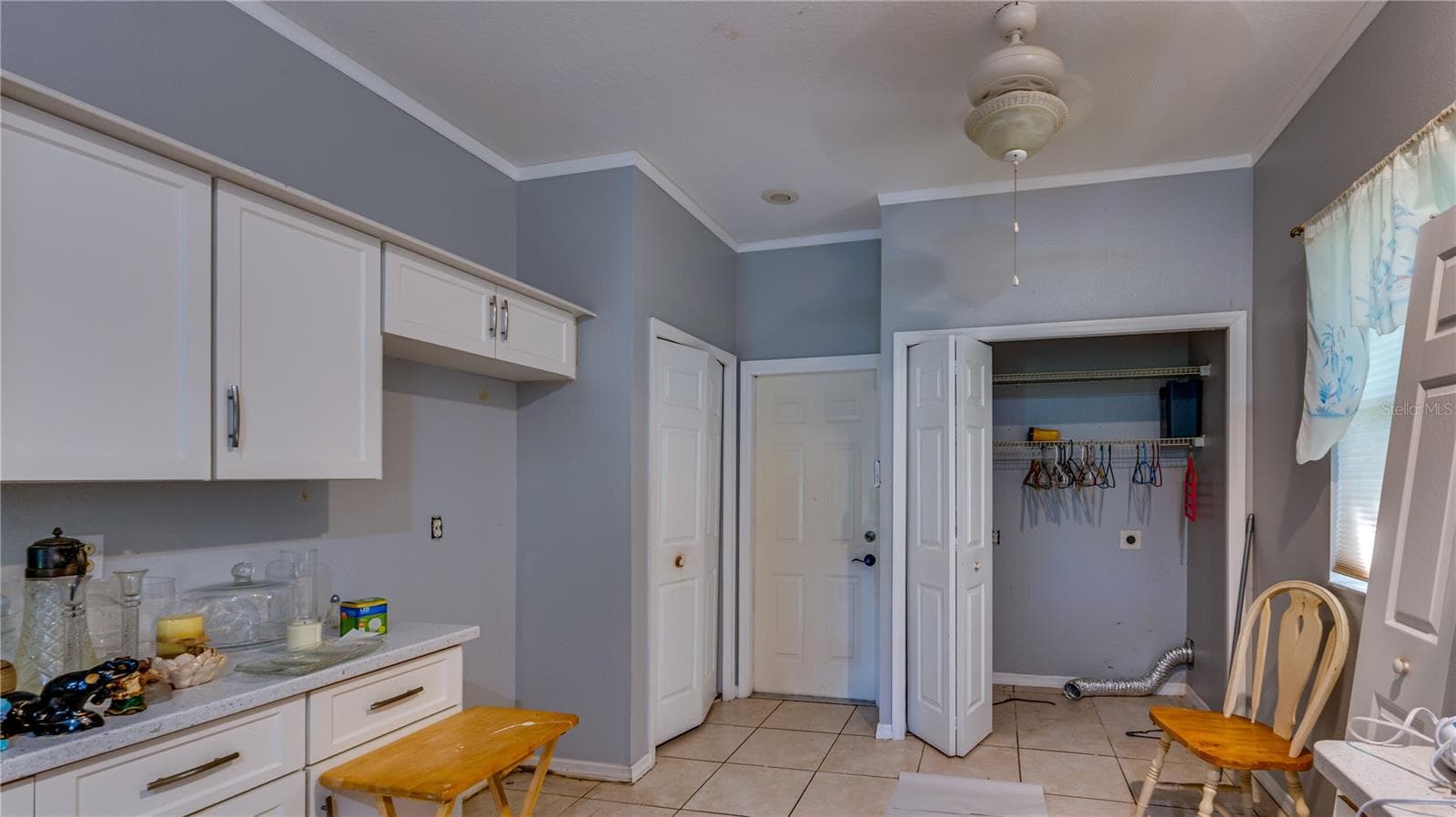 Single Family Residence at 910 ELDRIDGE ST, CLEARWATER, photo 5 of 25