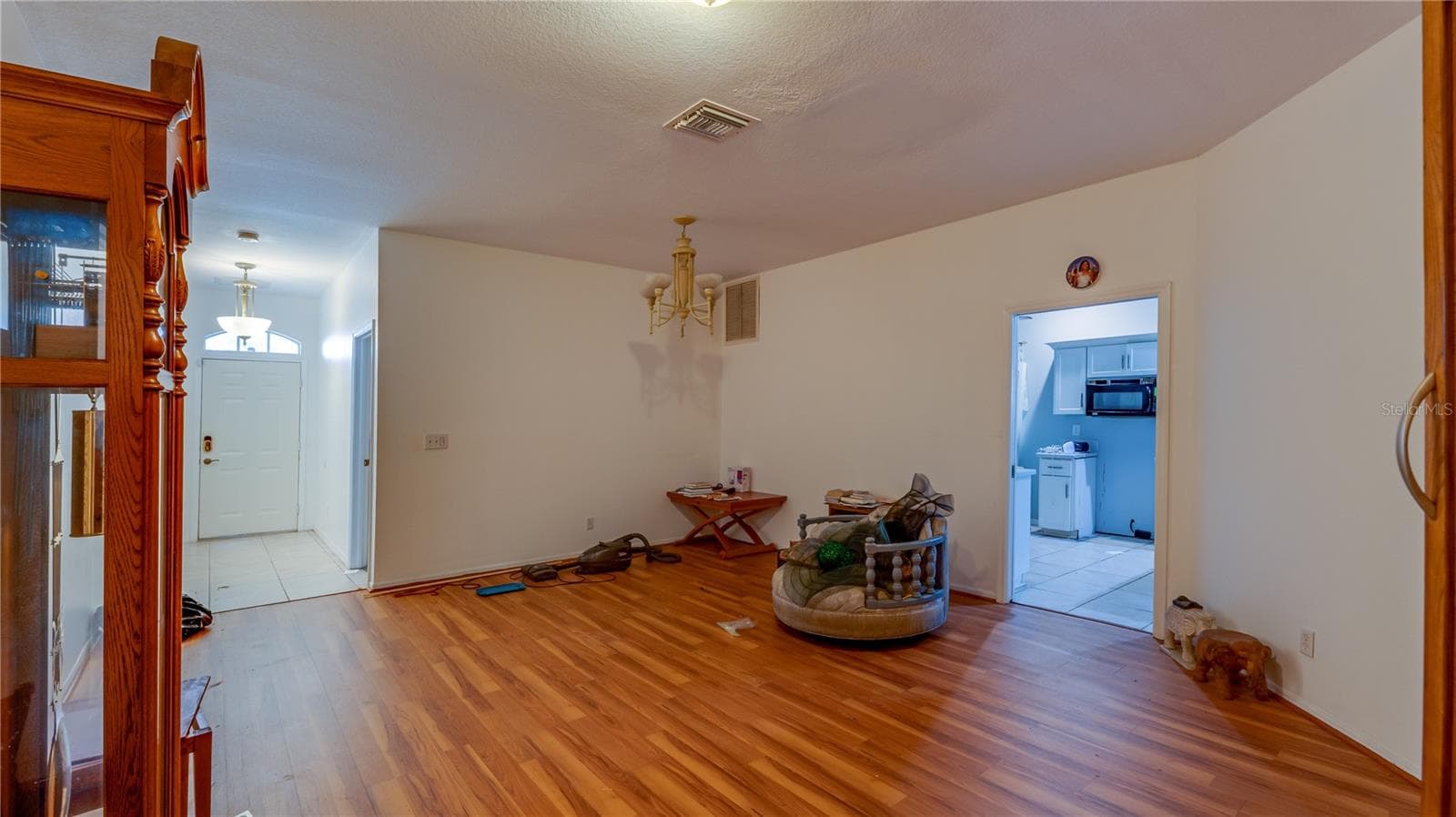 Single Family Residence at 910 ELDRIDGE ST, CLEARWATER, photo 12 of 25