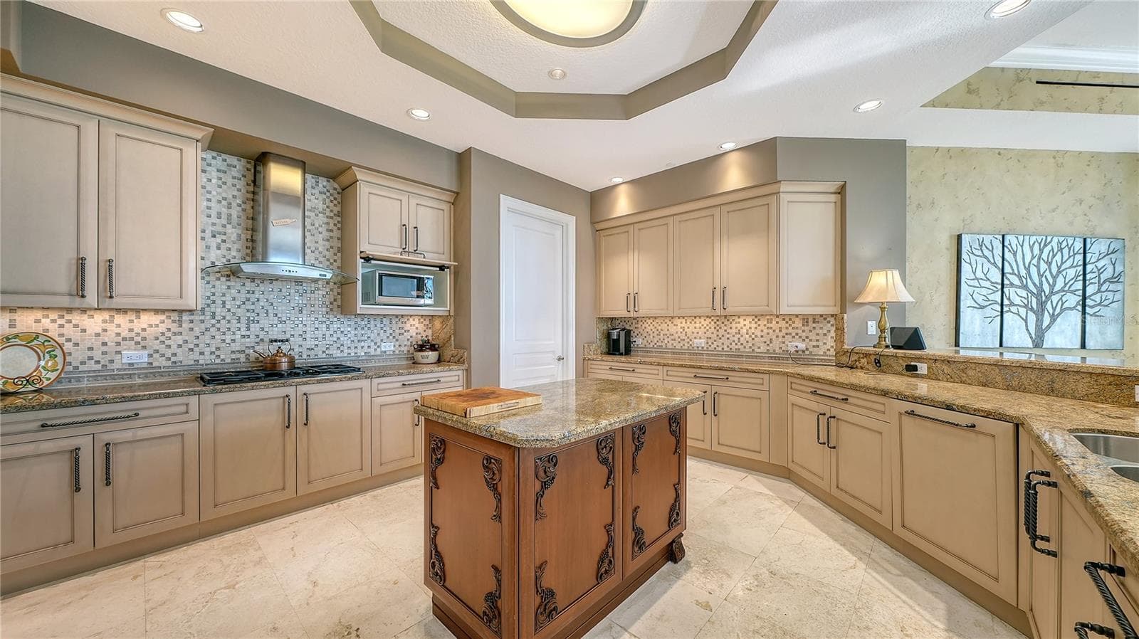 Condominium at 2050 BENJAMIN FRANKLIN DR #PH1102, SARASOTA, photo 20 of 58