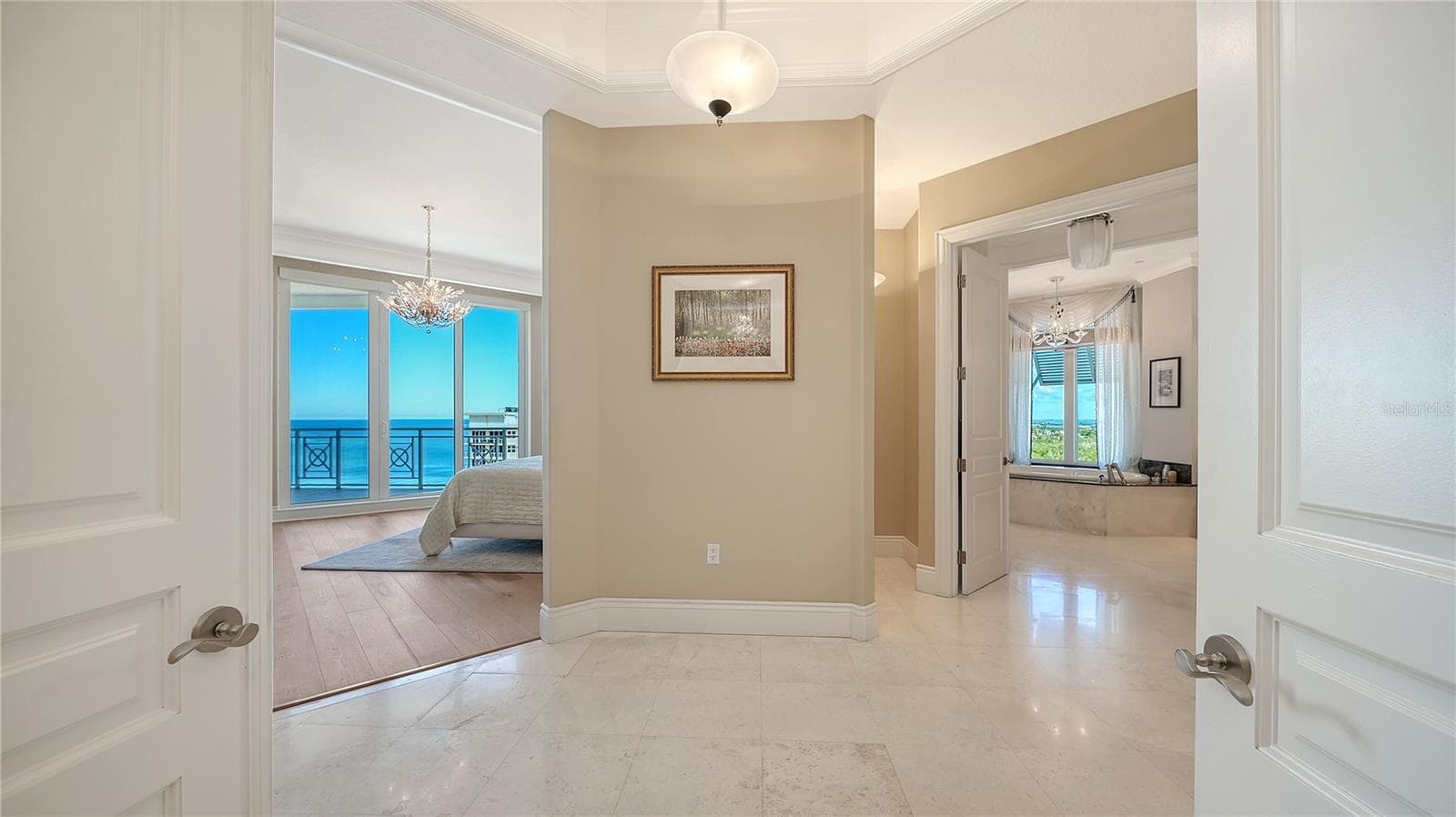 Condominium at 2050 BENJAMIN FRANKLIN DR #PH1102, SARASOTA, photo 27 of 58