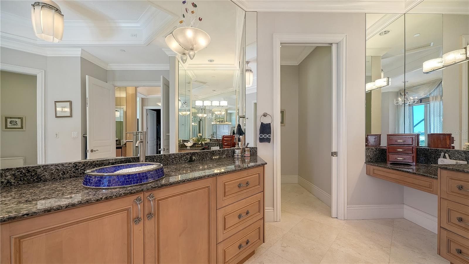 Condominium at 2050 BENJAMIN FRANKLIN DR #PH1102, SARASOTA, photo 35 of 58