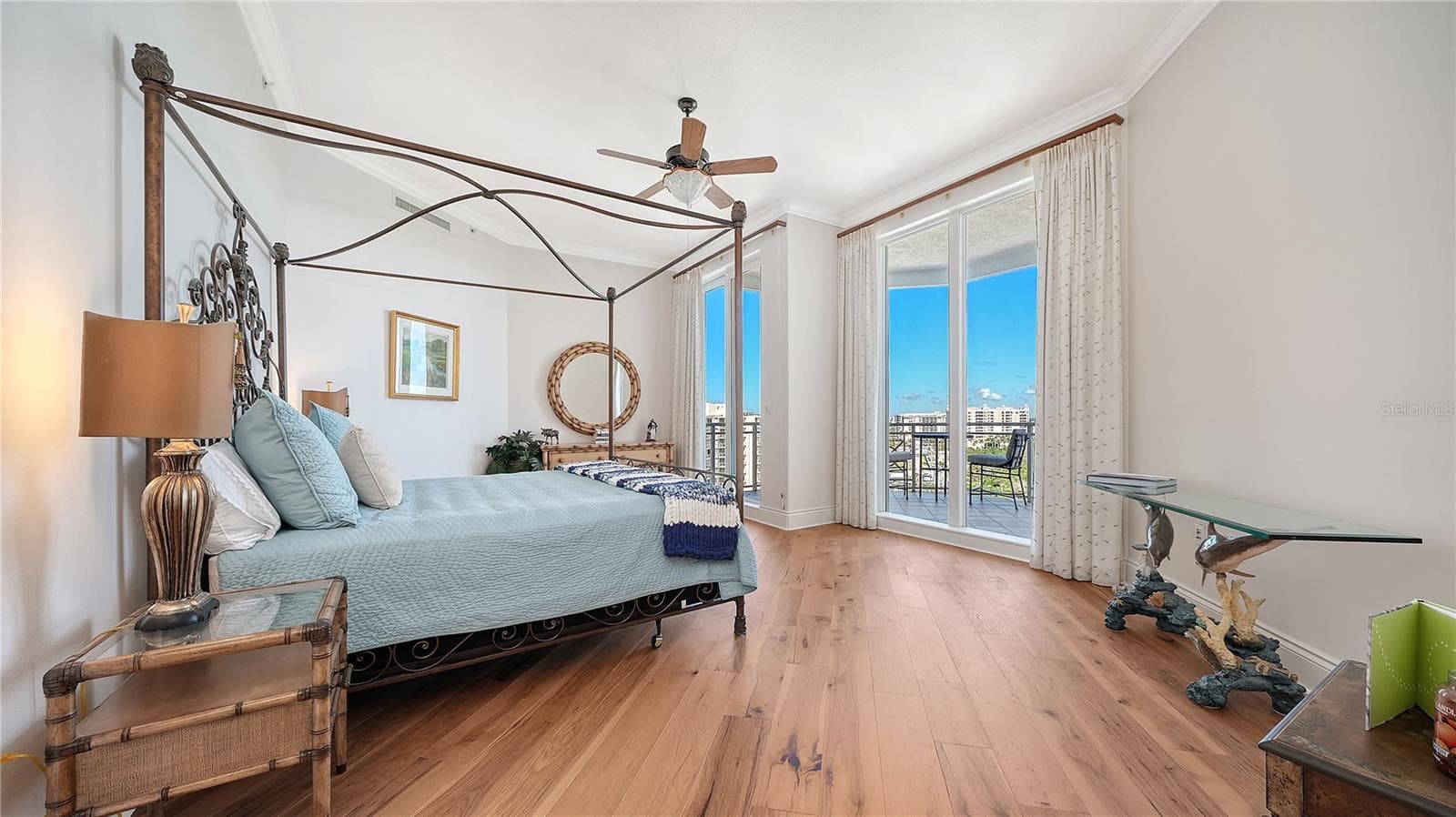 Condominium at 2050 BENJAMIN FRANKLIN DR #PH1102, SARASOTA, photo 36 of 58