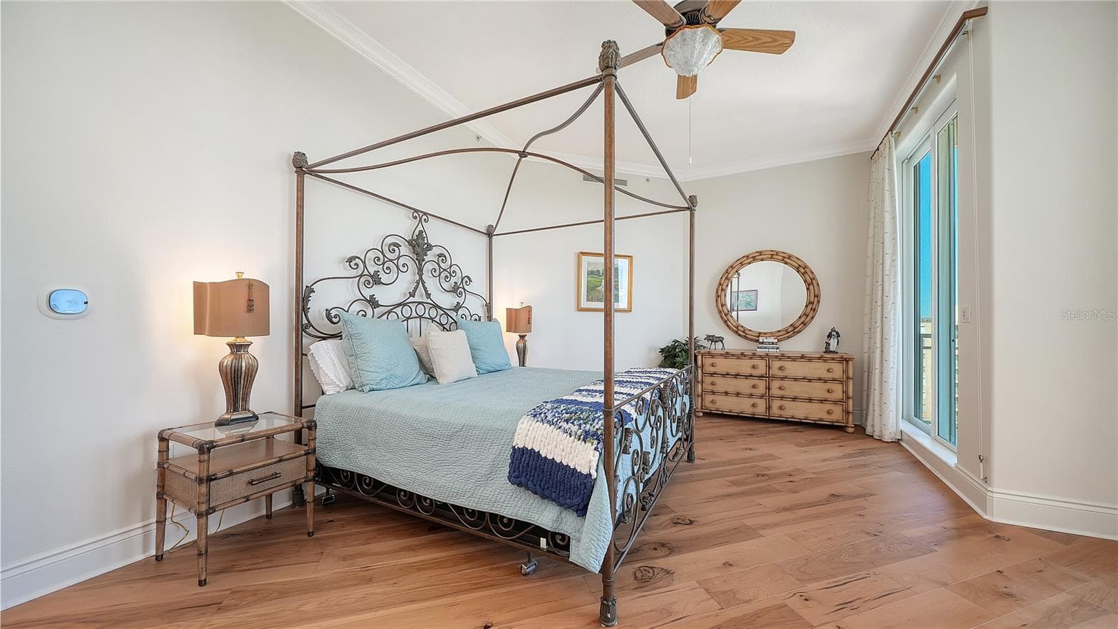 Condominium at 2050 BENJAMIN FRANKLIN DR #PH1102, SARASOTA, photo 37 of 58