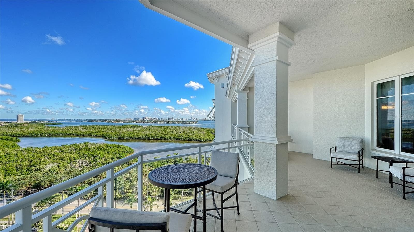 Condominium at 2050 BENJAMIN FRANKLIN DR #PH1102, SARASOTA, photo 38 of 58