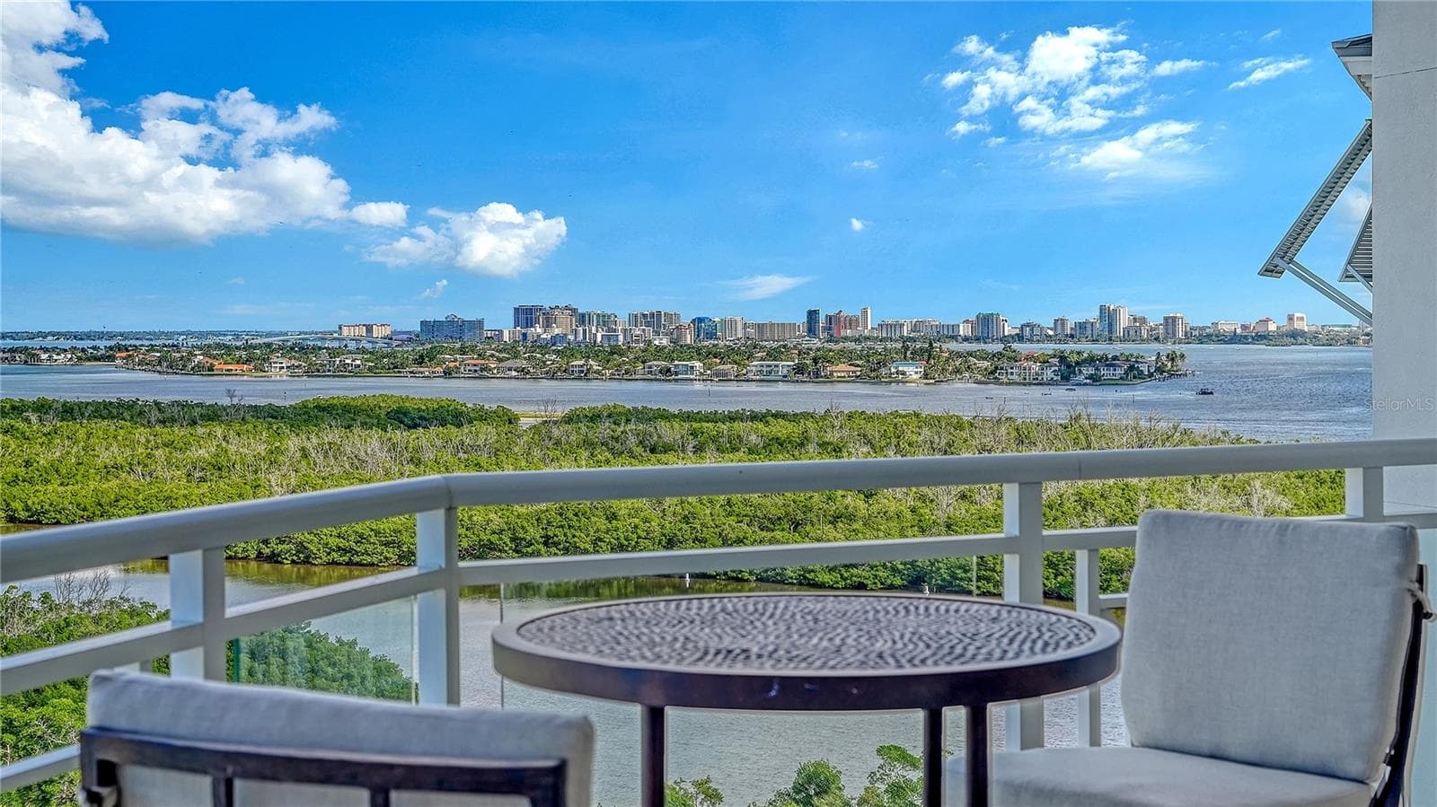 Condominium at 2050 BENJAMIN FRANKLIN DR #PH1102, SARASOTA, photo 39 of 58