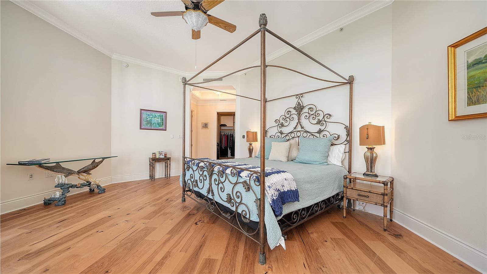 Condominium at 2050 BENJAMIN FRANKLIN DR #PH1102, SARASOTA, photo 40 of 58
