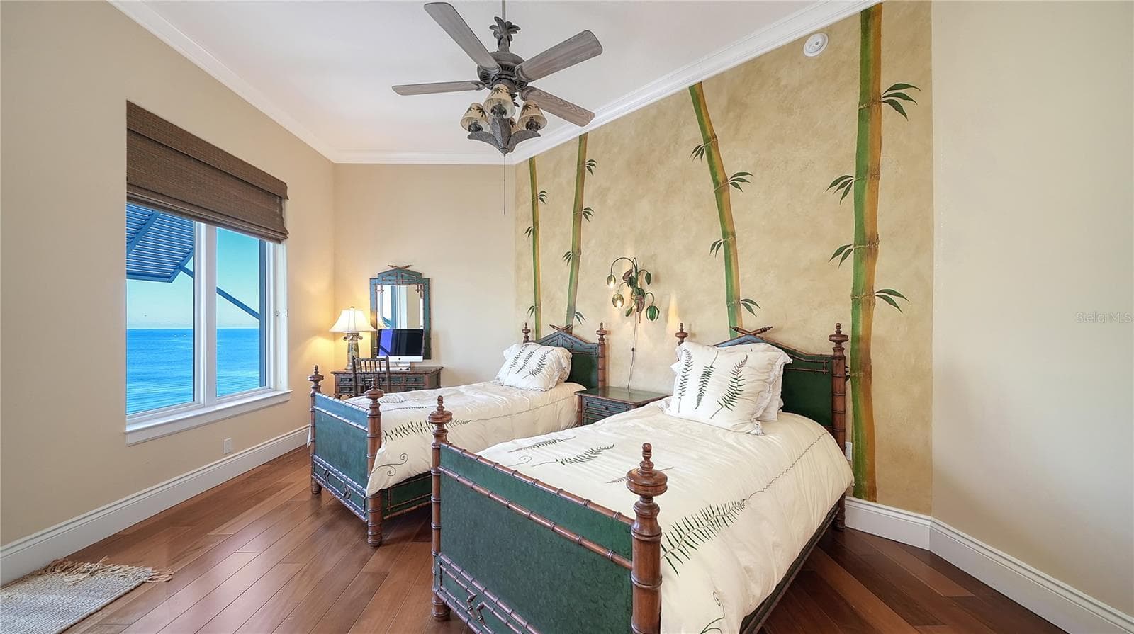 Condominium at 2050 BENJAMIN FRANKLIN DR #PH1102, SARASOTA, photo 44 of 58