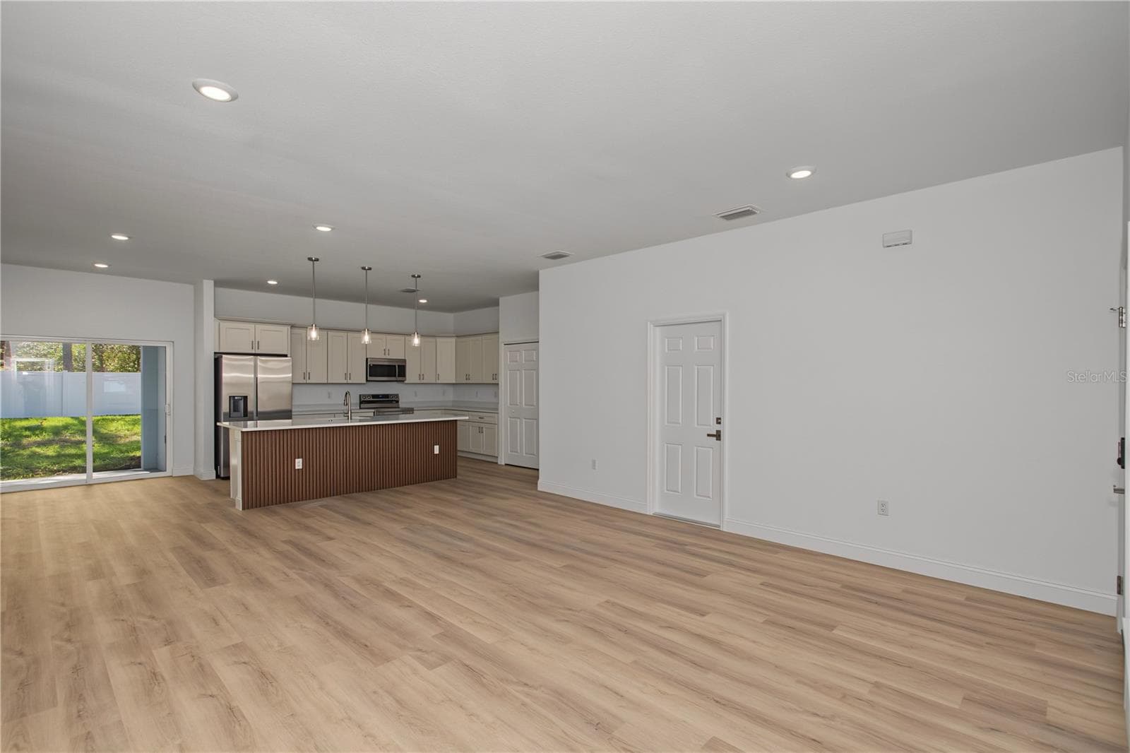 Single Family Residence at 9714 N CALLA LILY DR, CITRUS SPRINGS, photo 8 of 33
