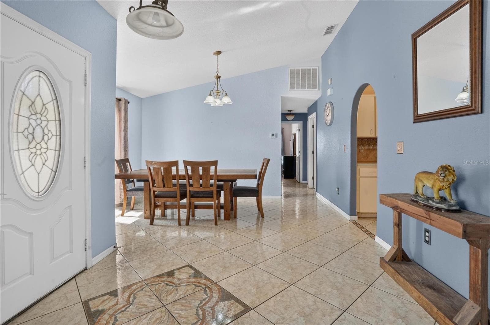 Single Family Residence at 11 YORK CT, KISSIMMEE, photo 2 of 30