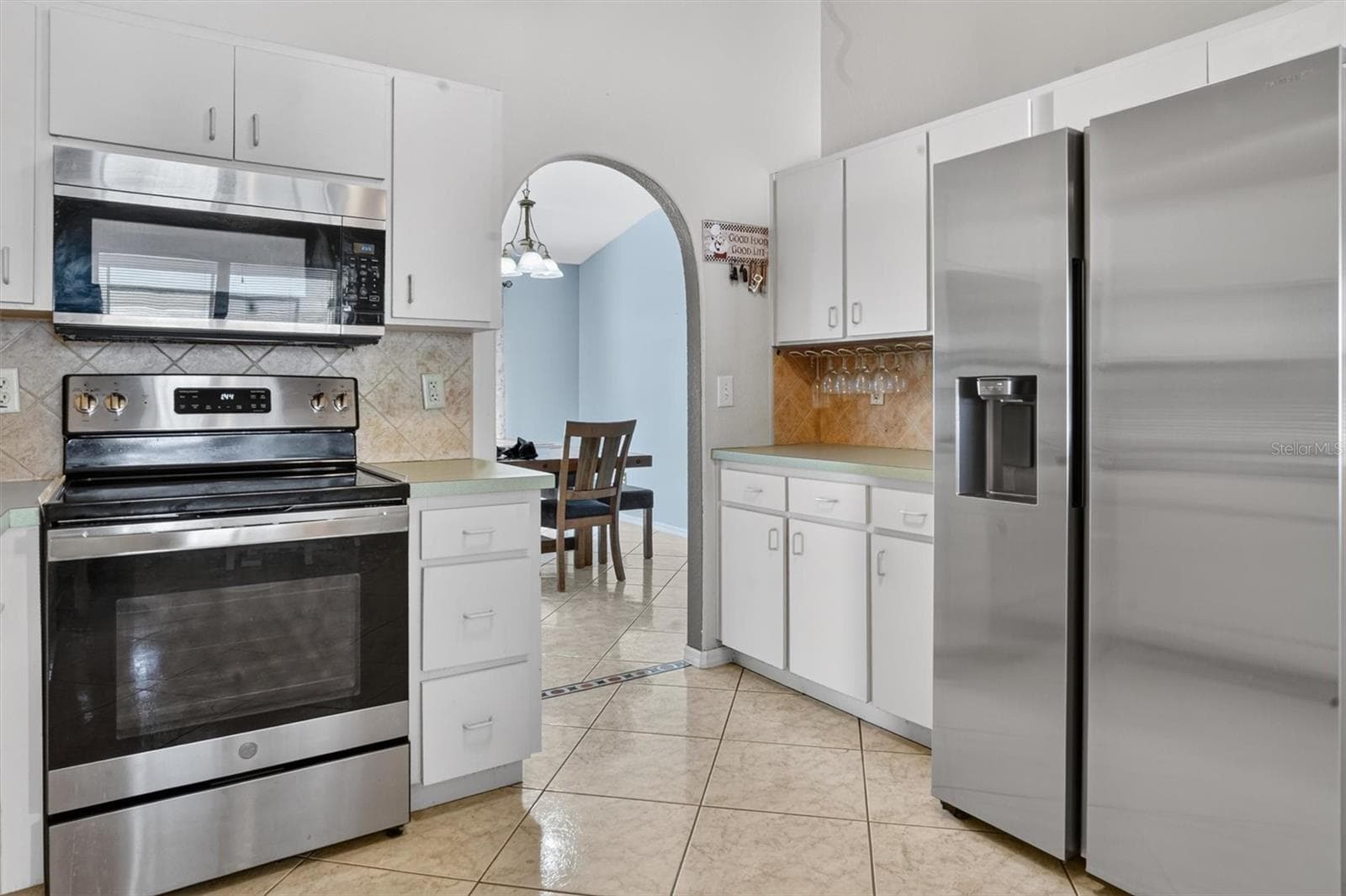 Single Family Residence at 11 YORK CT, KISSIMMEE, photo 12 of 30