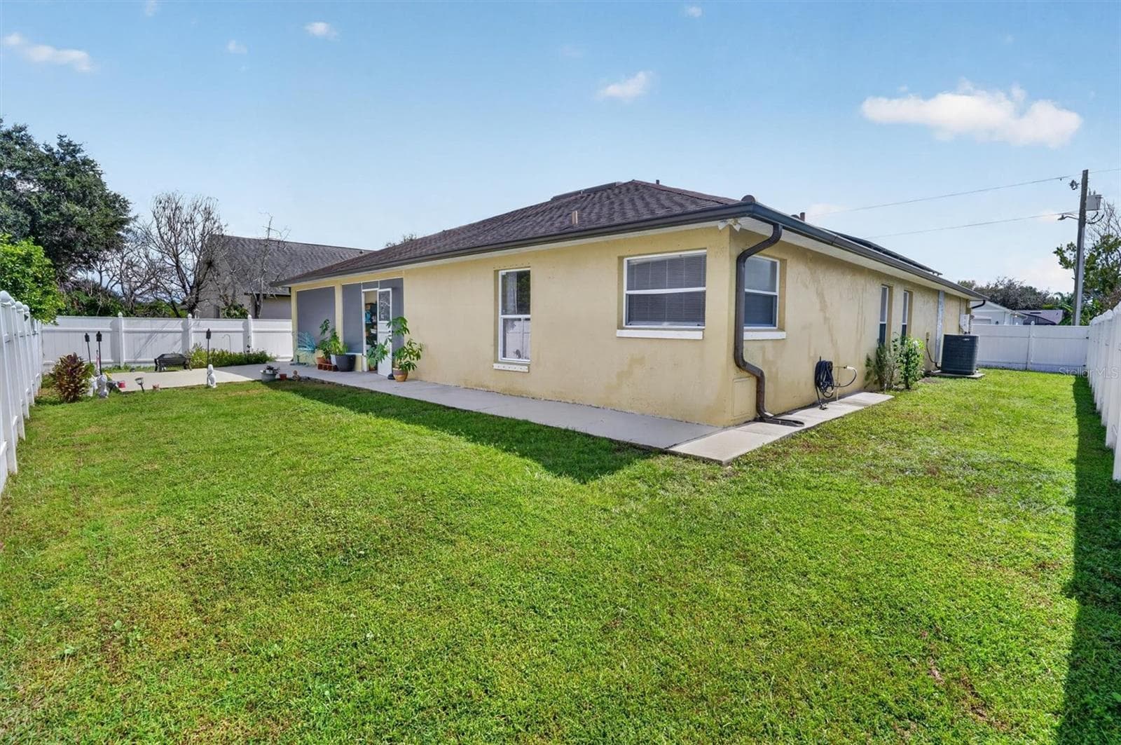 Single Family Residence at 11 YORK CT, KISSIMMEE, photo 29 of 30