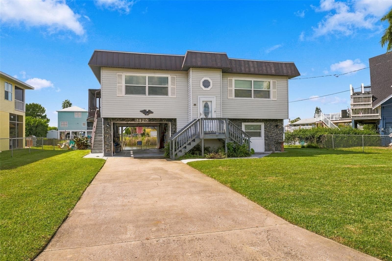 Front of home - 3425 CRAPE MYRTLE DR, HERNANDO BEACH