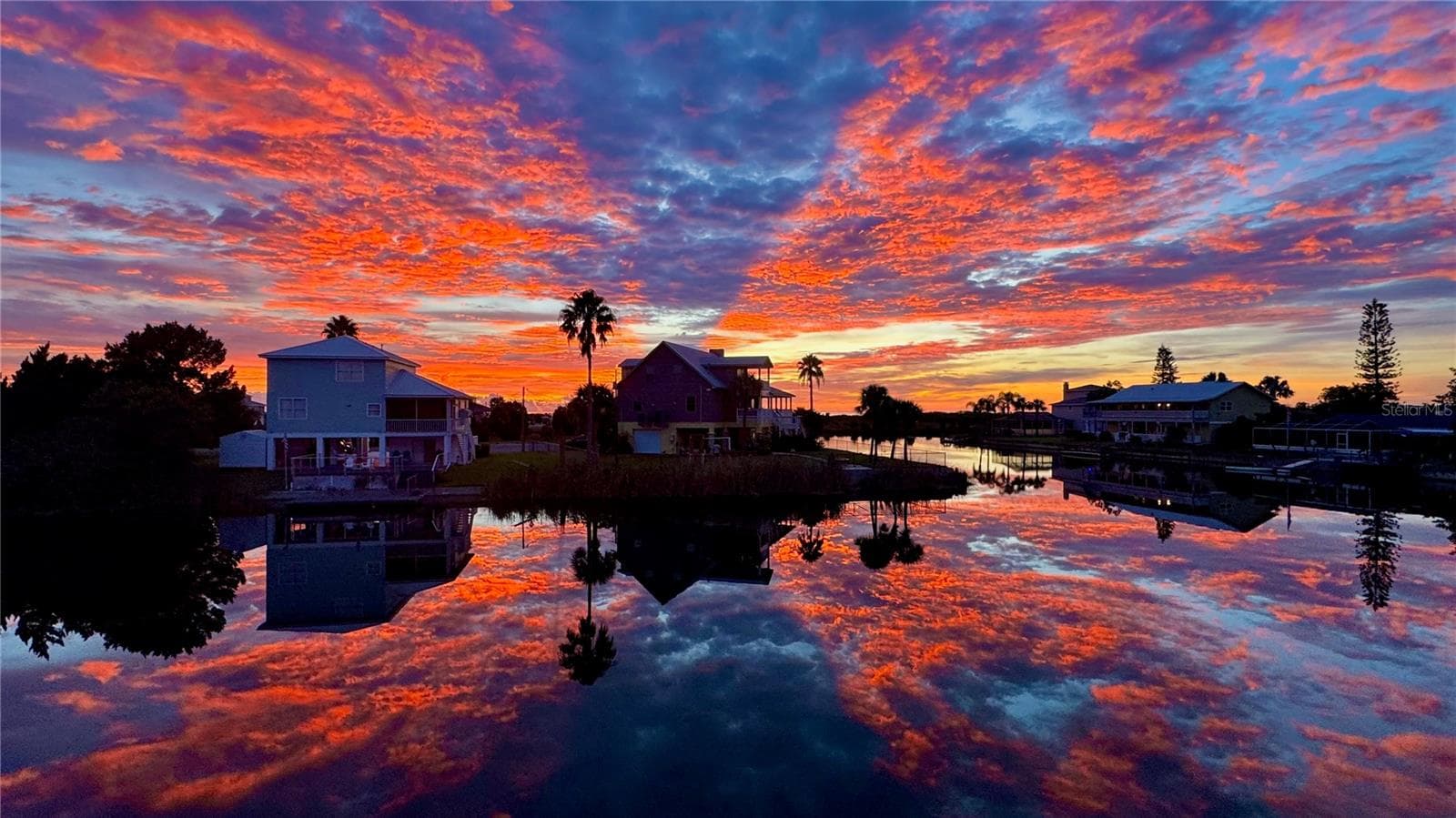 Professional photo of actual sunset from back deck - 3425 CRAPE MYRTLE DR, HERNANDO BEACH
