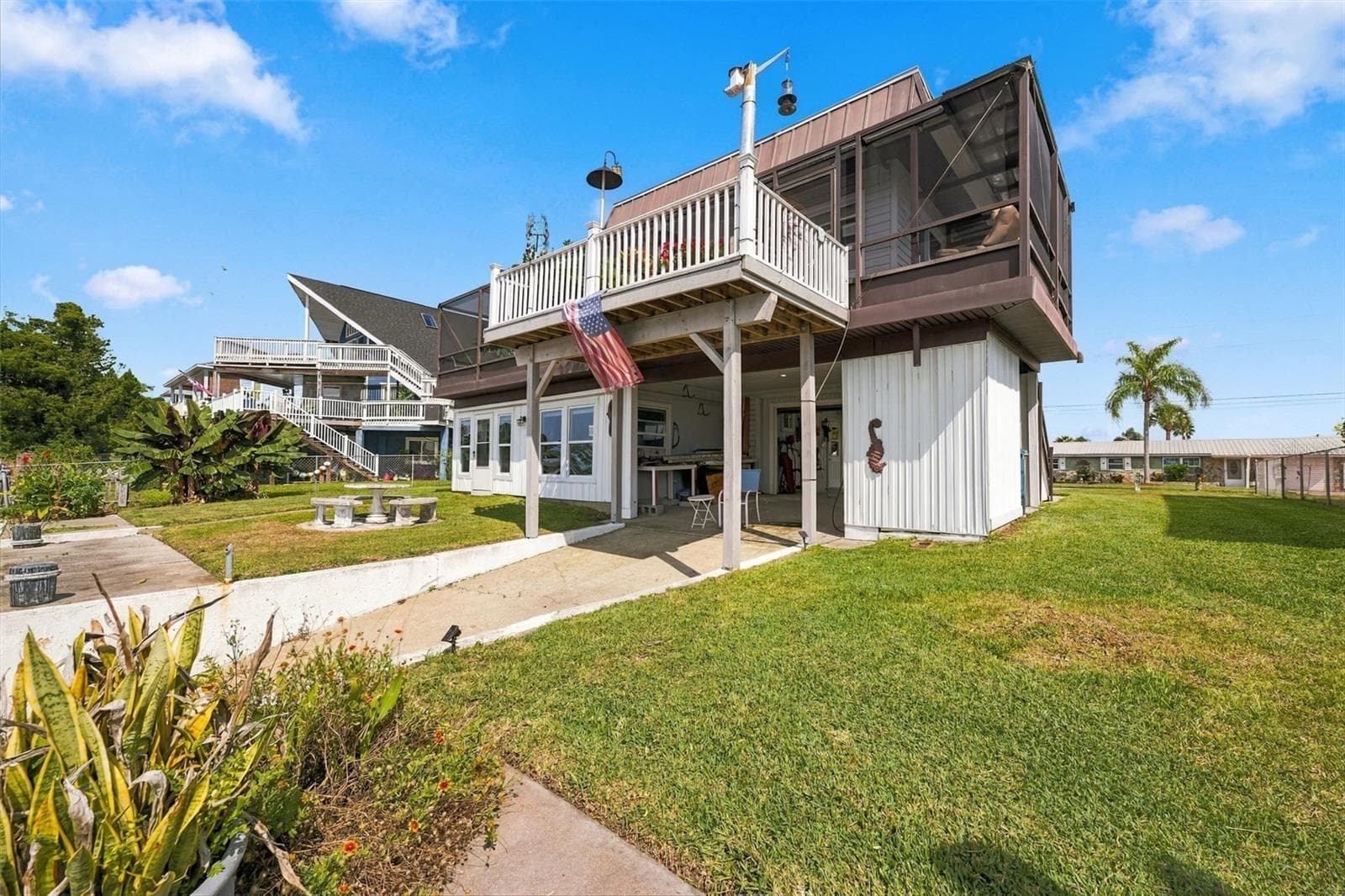 Single Family Residence at 3425 CRAPE MYRTLE DR, HERNANDO BEACH, photo 14 of 80