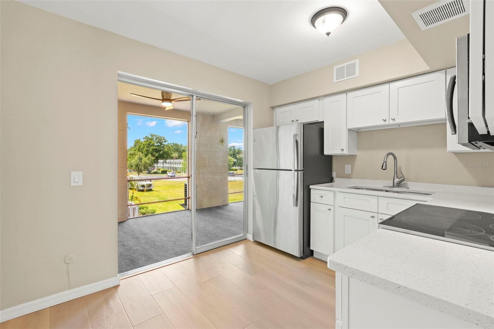 Condominium at 2433 BRAZILIA DR #41, CLEARWATER, photo 4 of 39