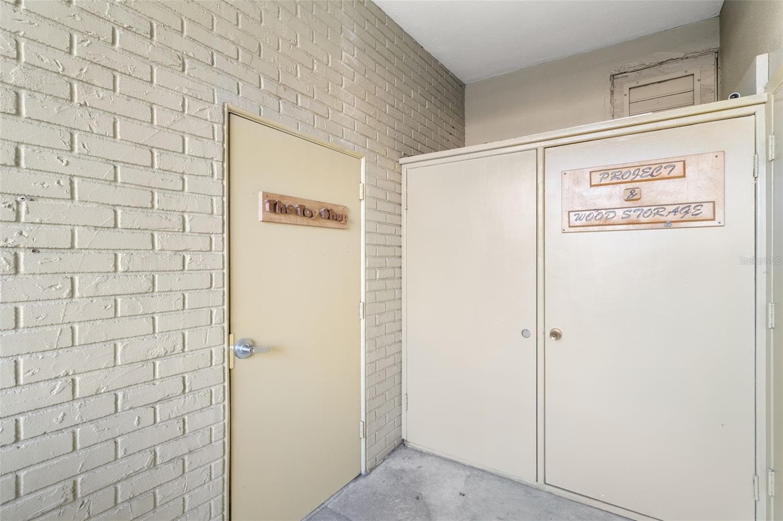 Condominium at 2433 BRAZILIA DR #41, CLEARWATER, photo 29 of 39