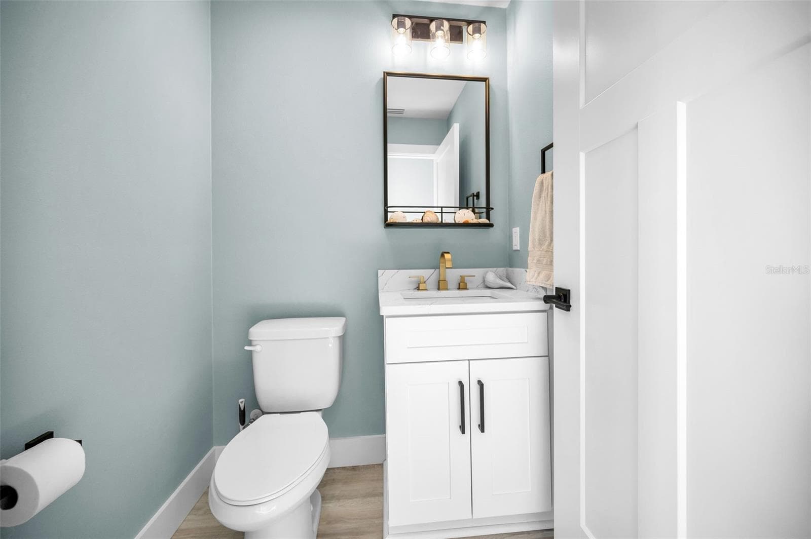 Powder Bath on Main floor - 5650 EGRETS PL, NEW PORT RICHEY