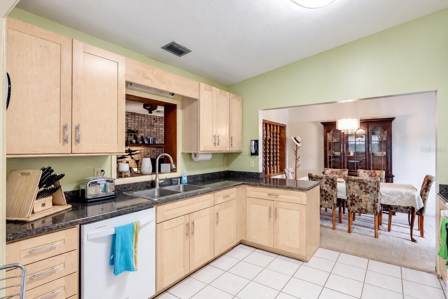Single Family Residence at 239 ORANGE TERRACE DR, WINTER PARK, photo 10 of 29