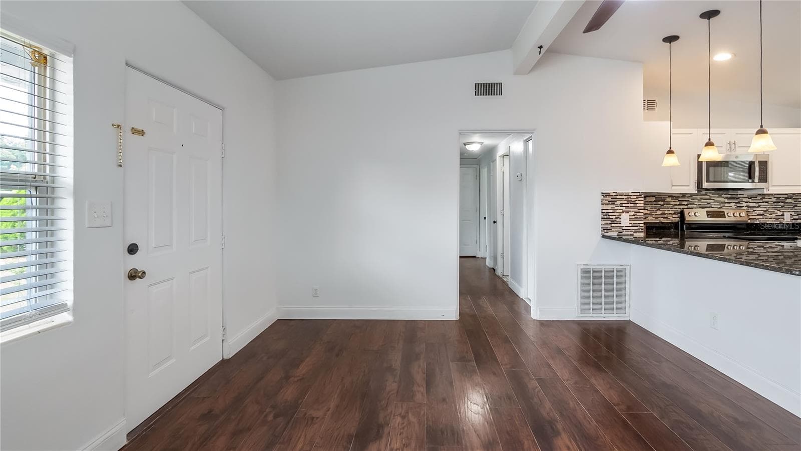 Living/Family room & Kitchen - 109 OAKLAND AVE, SANFORD