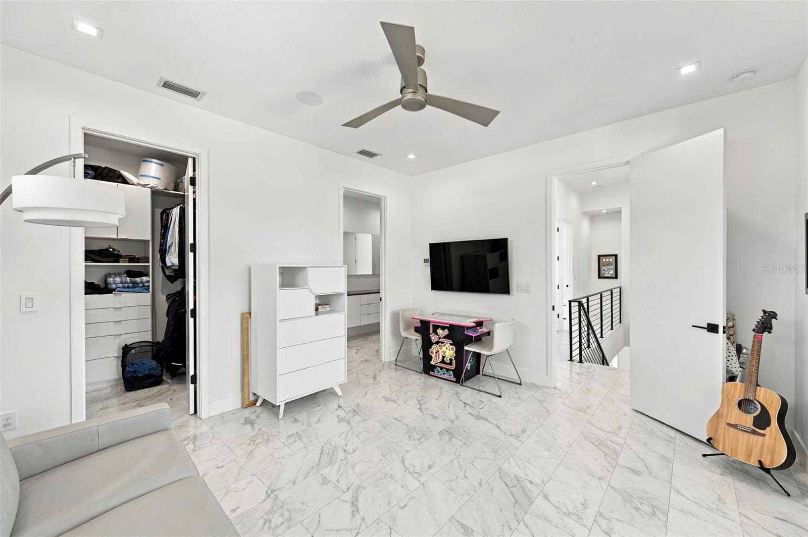 Single Family Residence at 2423 2ND AVE N, ST PETERSBURG, photo 53 of 79