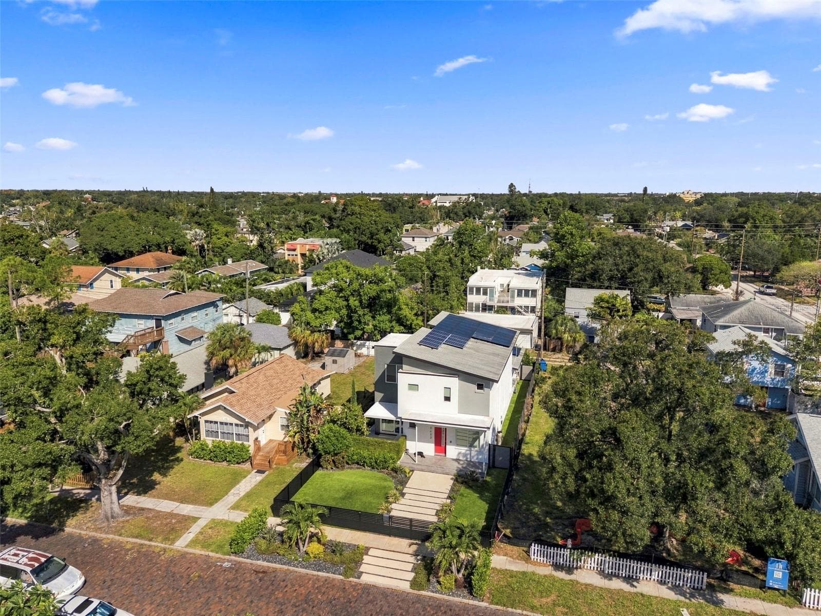 Single Family Residence at 2423 2ND AVE N, ST PETERSBURG, photo 70 of 79