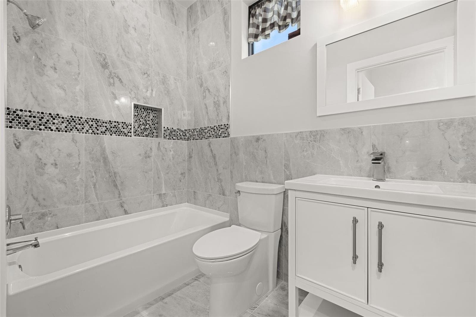 Bathroom 3 - 12620 S LAKE SAWYER LN, WINDERMERE