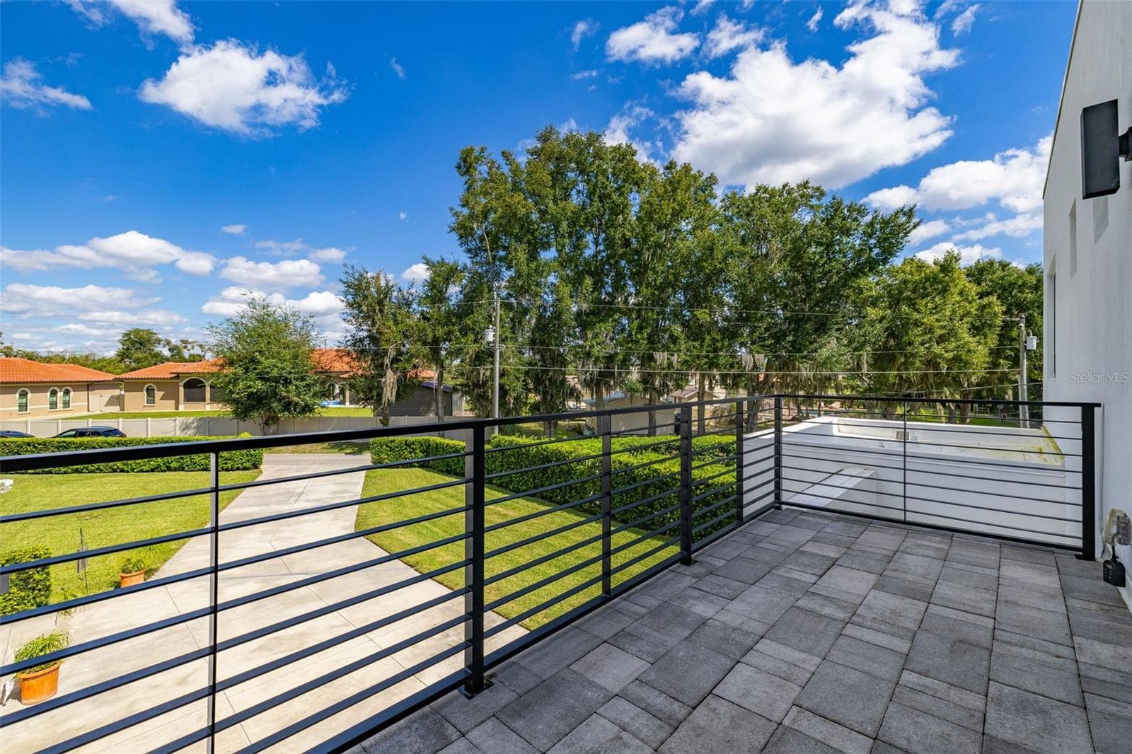 Upstairs front balcony - 12620 S LAKE SAWYER LN, WINDERMERE