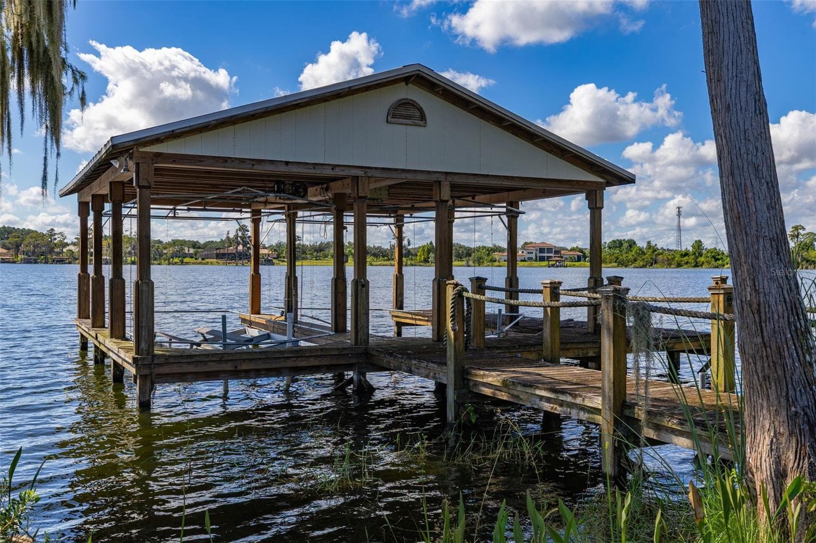 Featuring 2 slips and 2 lifts - 12620 S LAKE SAWYER LN, WINDERMERE