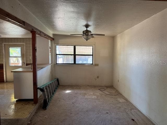 Mobile Home at 4825 VICTORIA AVE, SARASOTA, photo 5 of 29