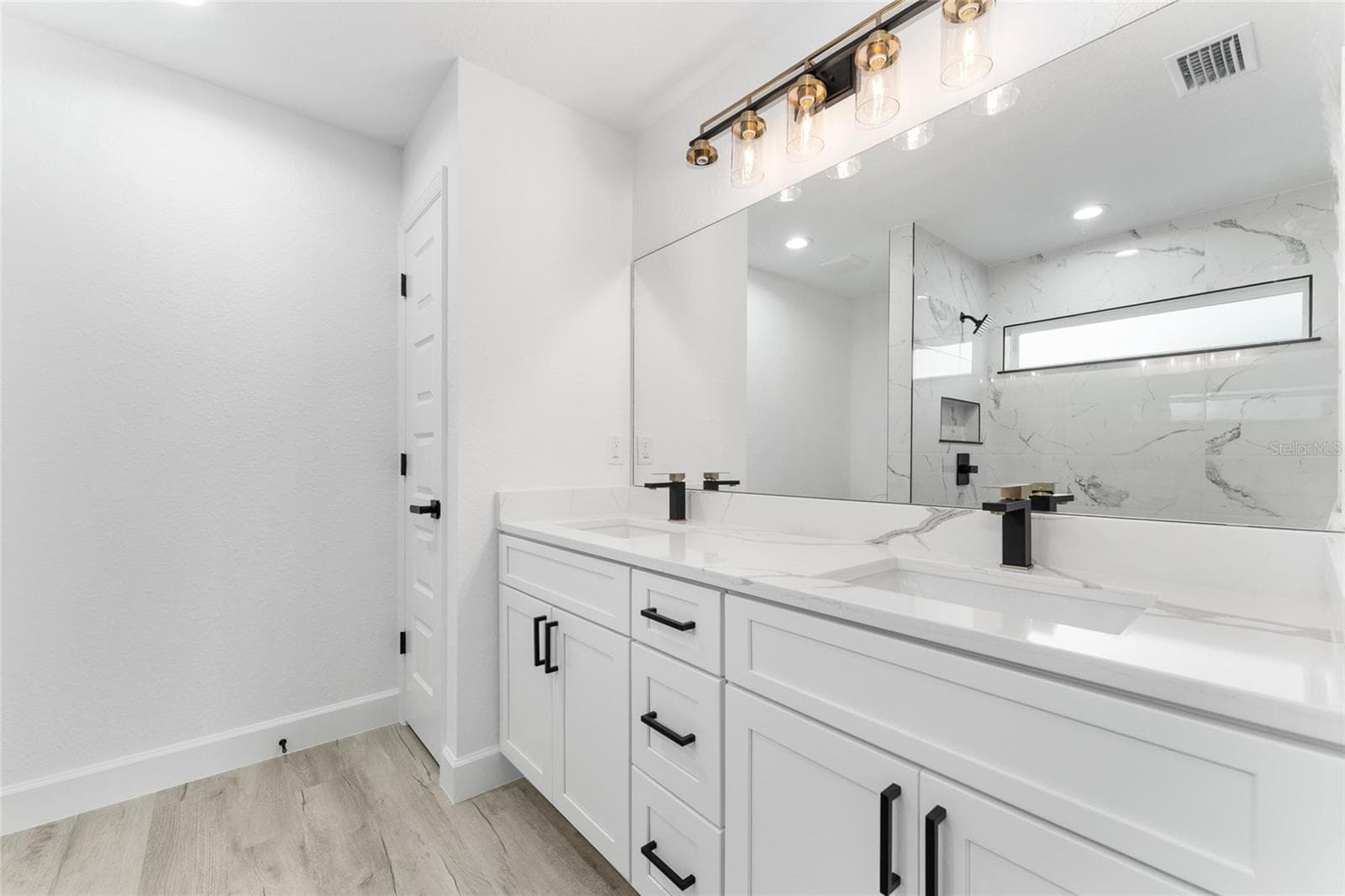 Primary Bathroom. Actual home will not have gold finishes, only black - 3 PECAN DRIVE TRCE, OCALA