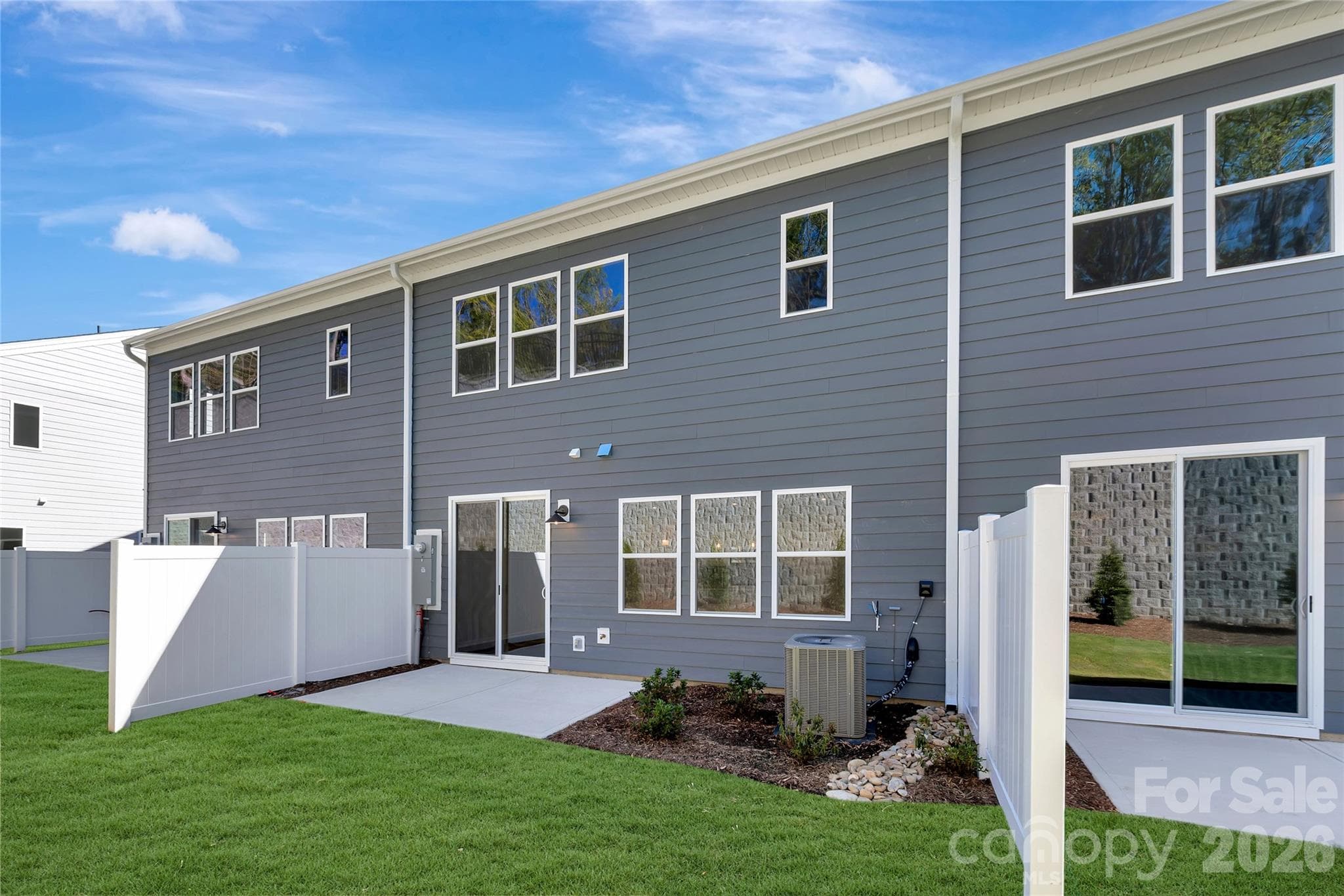 Private outdoor living - 709 Bowery Place, Cramerton