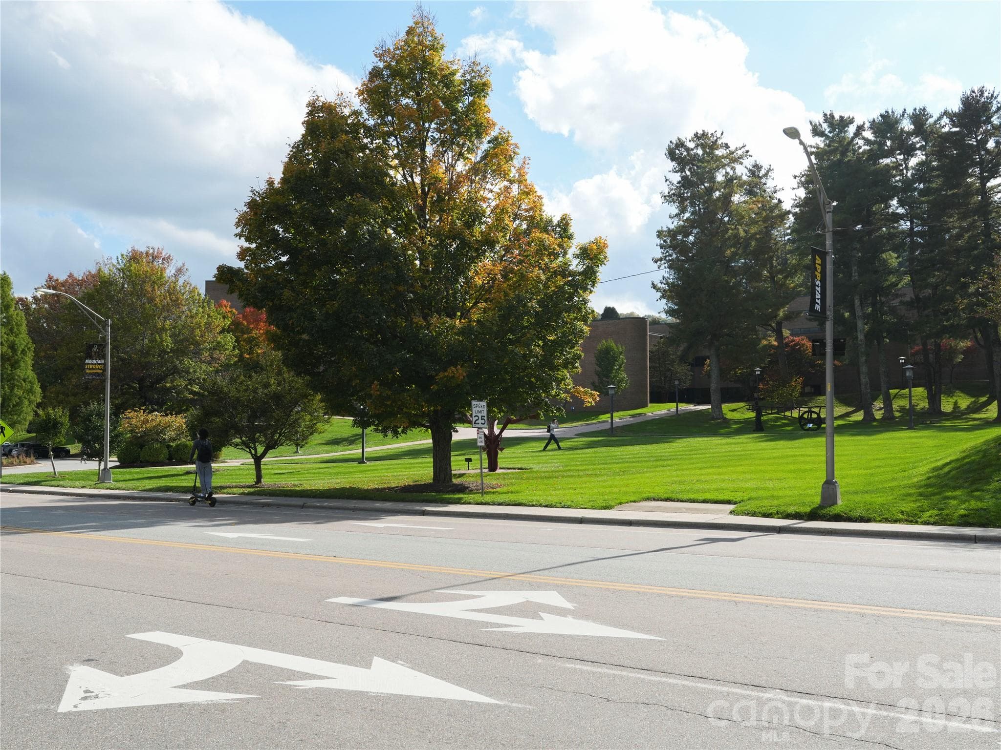 Single Family Residence at 198 Eagles Drive, Boone, photo 43 of 44