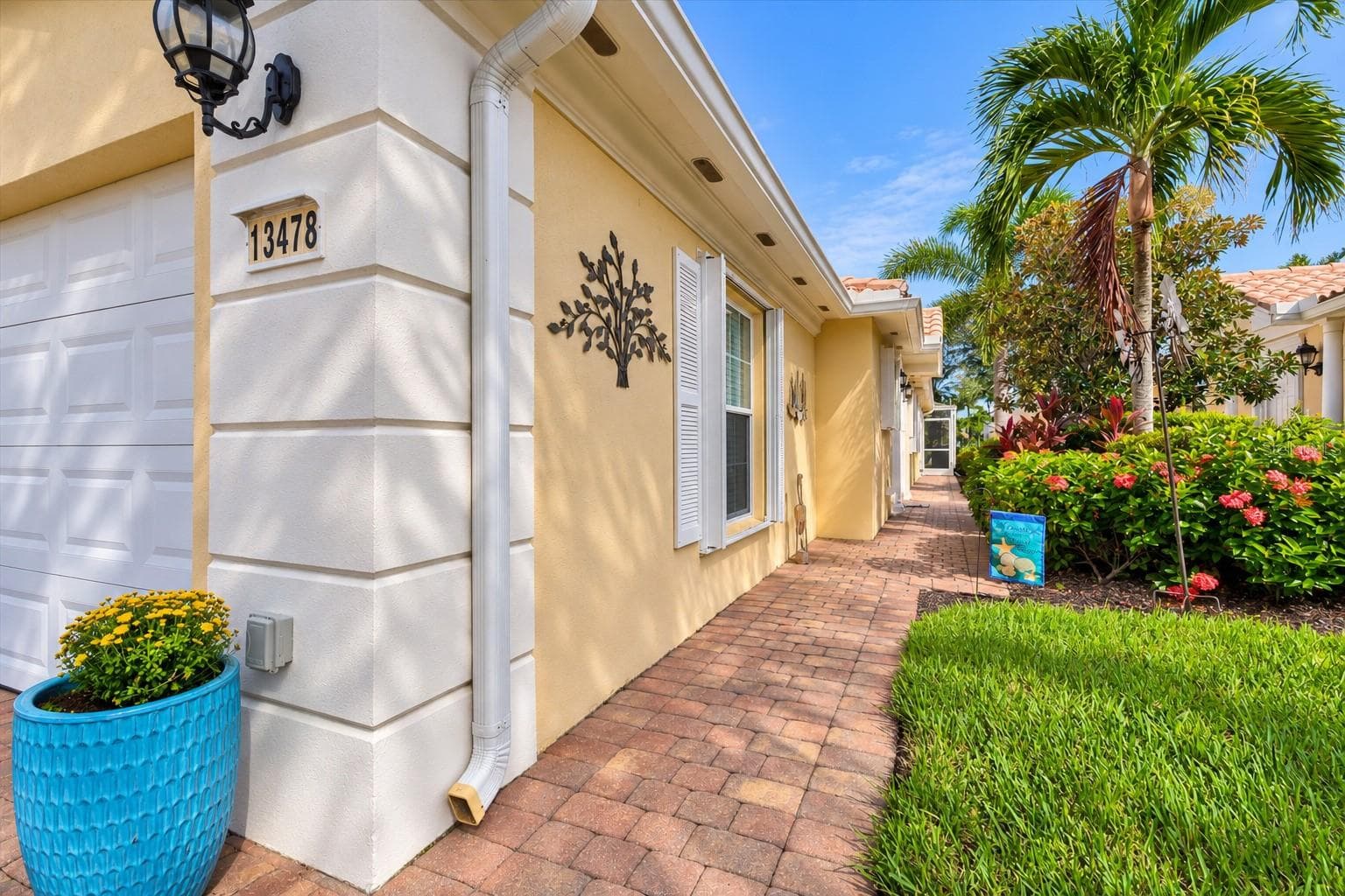 Villa at 13478 DIMARCO ST, VENICE, photo 4 of 86