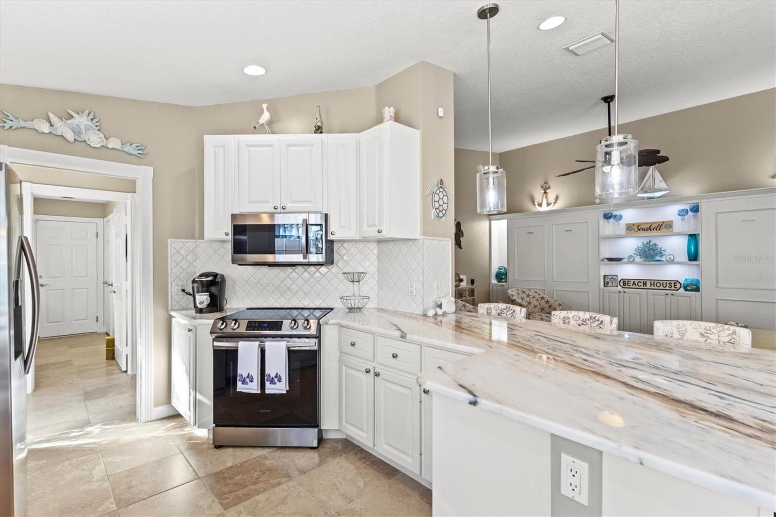 Villa at 13478 DIMARCO ST, VENICE, photo 9 of 86